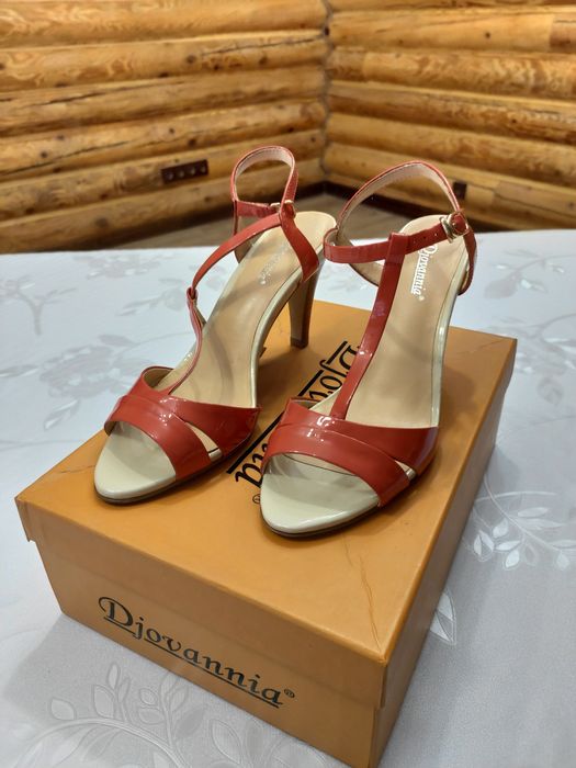 Срочно! Торг! Djovannia коралловые