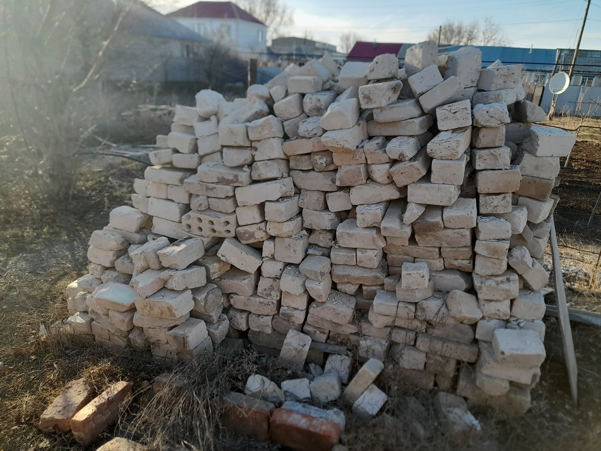 Продается кирпич