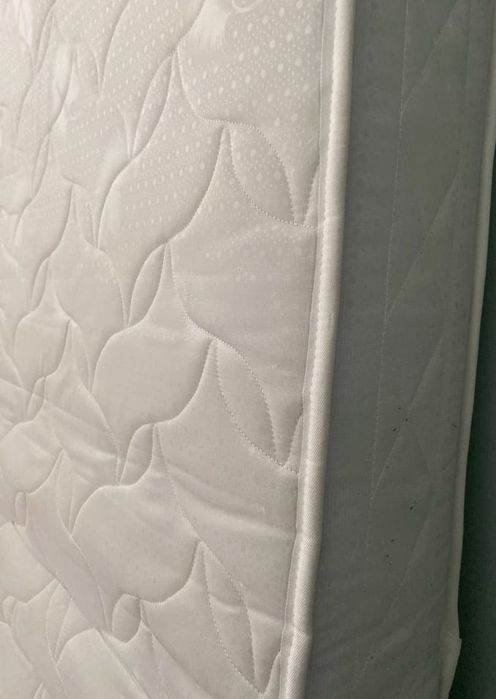 Матрас 160*200, высота 20 см