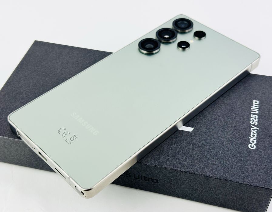 Samsung Galaxy S25 Ultra 5G 512GB 12RAM Jadegreen Перфектен! Гаранция!