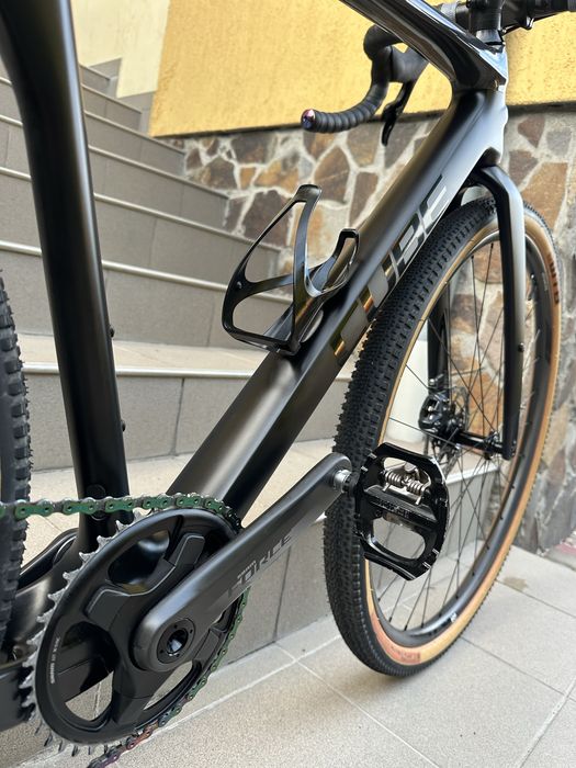Bicicleta/Gravel Cube Nuroad Carbon