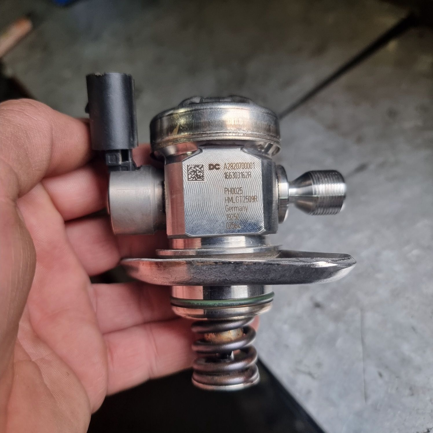 Pompa inalta  presiune injectie benzina renault 1332 cm 116 cp/dacia