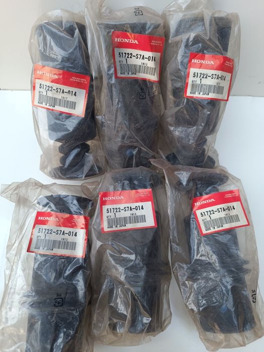 Пыльники амортизаторов перед honda Cr-v rd5 02-06