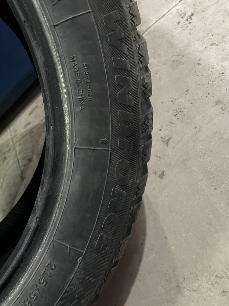 Балон 215/55r17 зимнме. Подходит на cobalt epica byd и др.автомобилем.