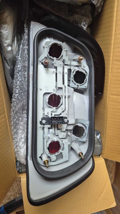 Stopuri BMW E36 Coupe Cabrio 1990-1999 Rosu Negru