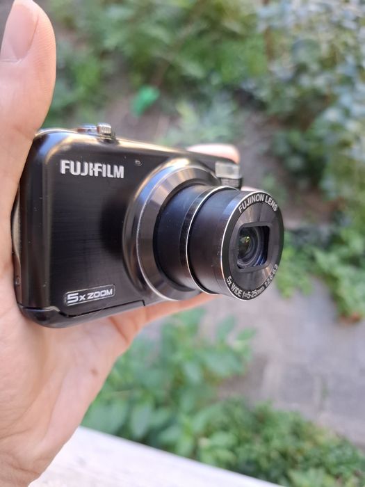 Компактен дигитален фотоапарат FUJIFILM FinePix JX350