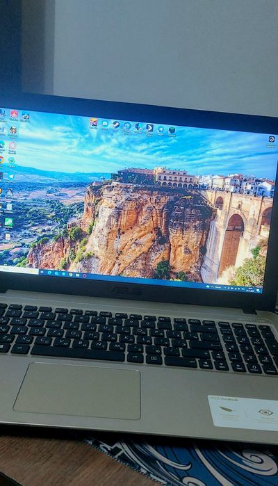 Asus Vivobook X540U