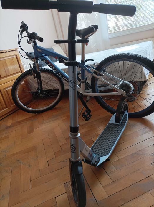 Велосипед и тротинетка