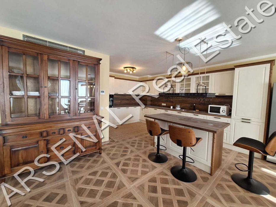 Дава се под наем Многостаен апартамент в София, Горна баня - 245 кв.м за 1500 € - Снимка #3