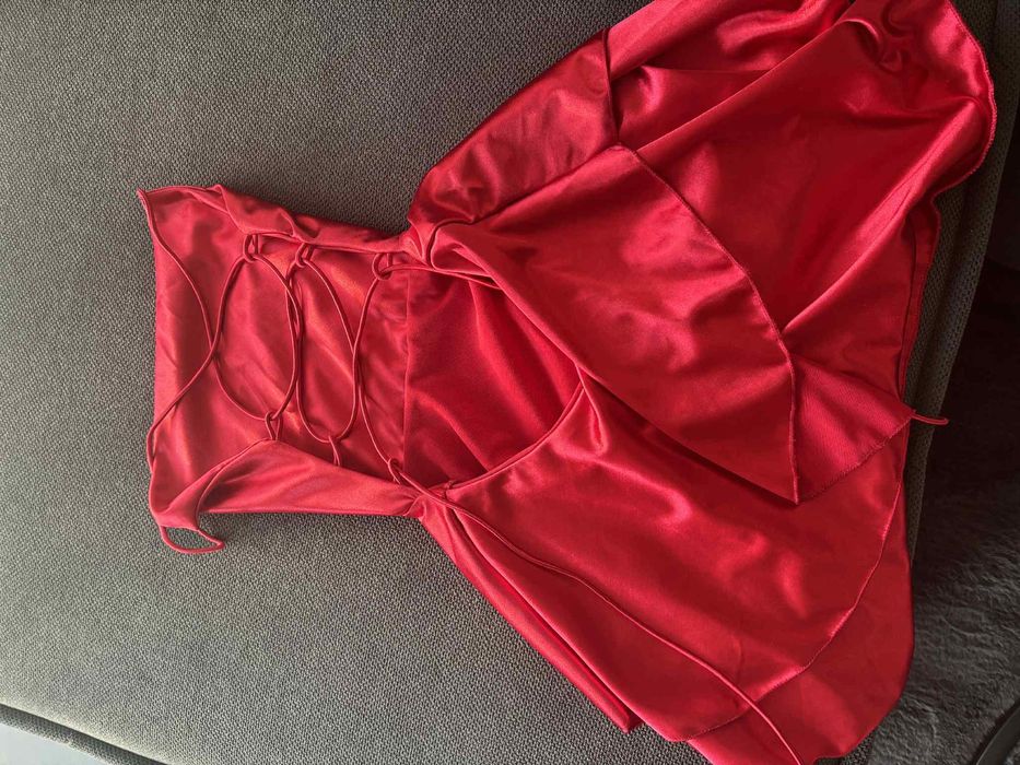 Къса сатенена рокля XS,S