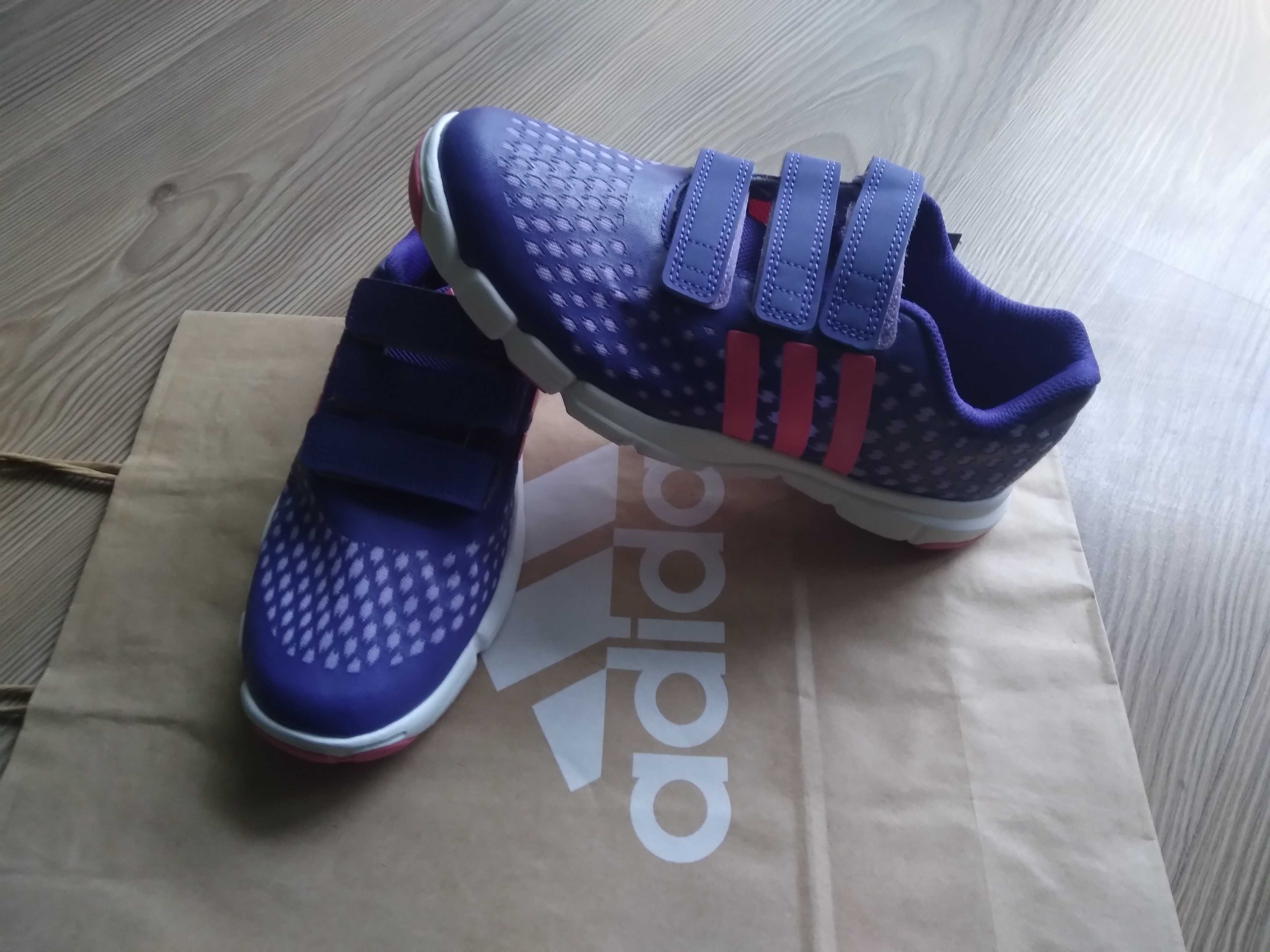 Нови!!! Adidas - детски маратонки