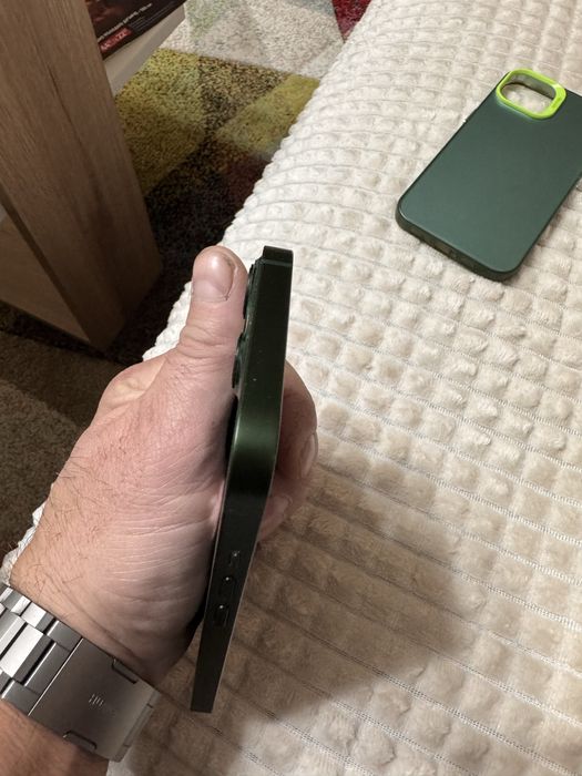 Iphone 13  128gb с гаранция