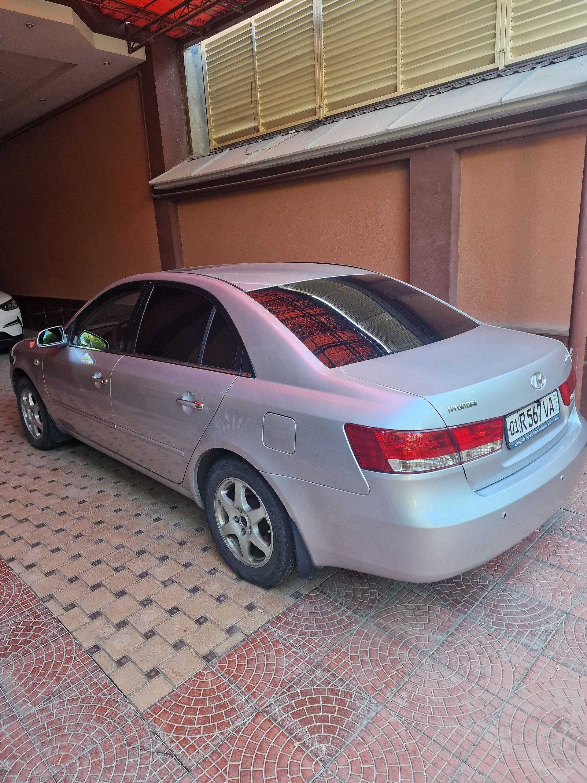 Продаётся автомобиль HYUNDAY NF -2007г. Пробег 280.000км.