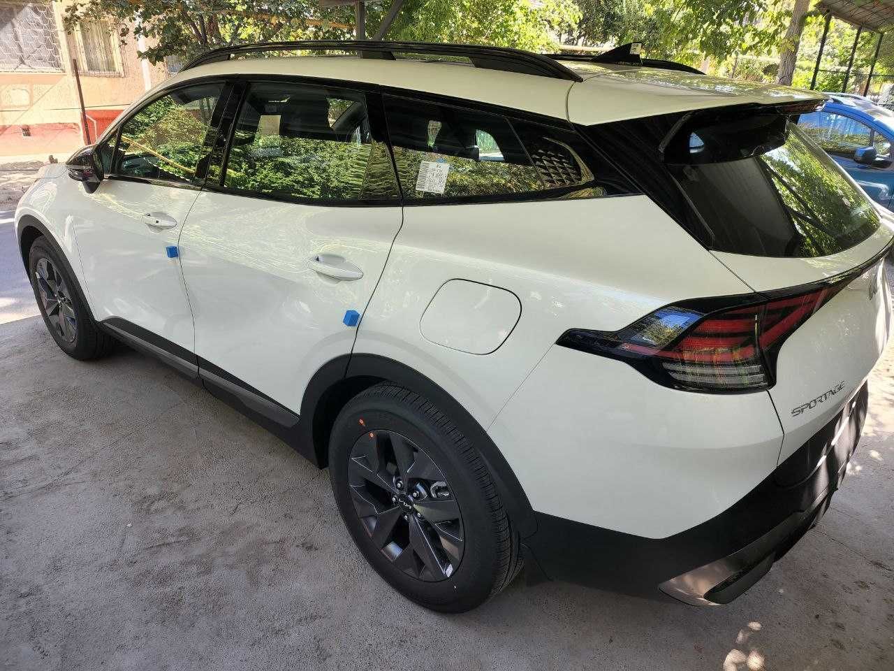 Продам машину  KIA SPORTAGE 4Х4