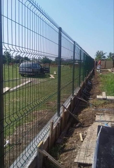 Construim orice tip de gard la cheie
