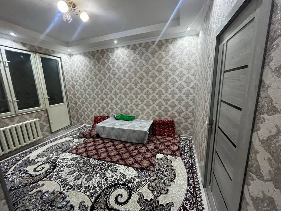 Чиланзар -6.  Ор Карзинка.  2комнатная с ремонтом