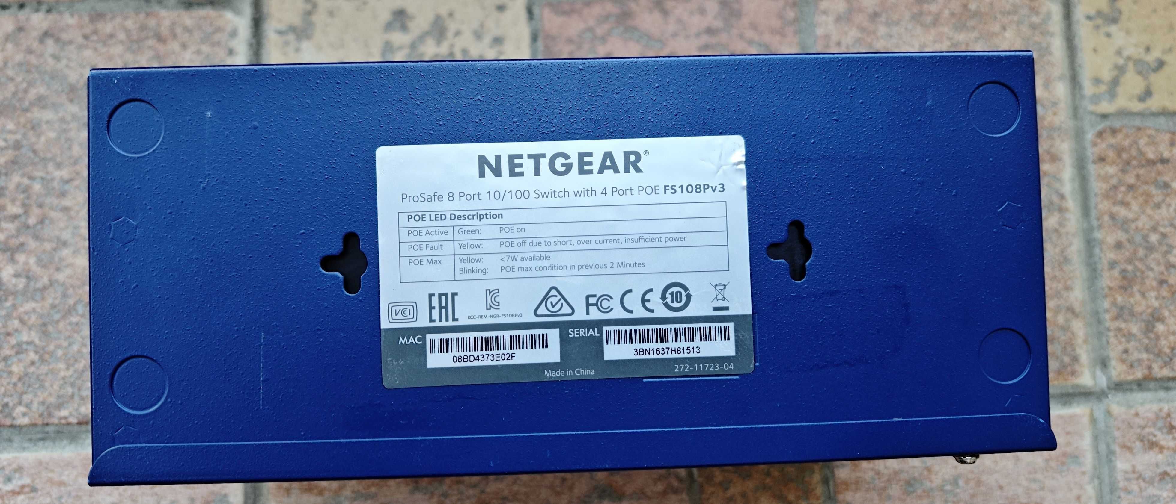 8 портов (4+4) PoE суич Netgear FS108P без адаптор