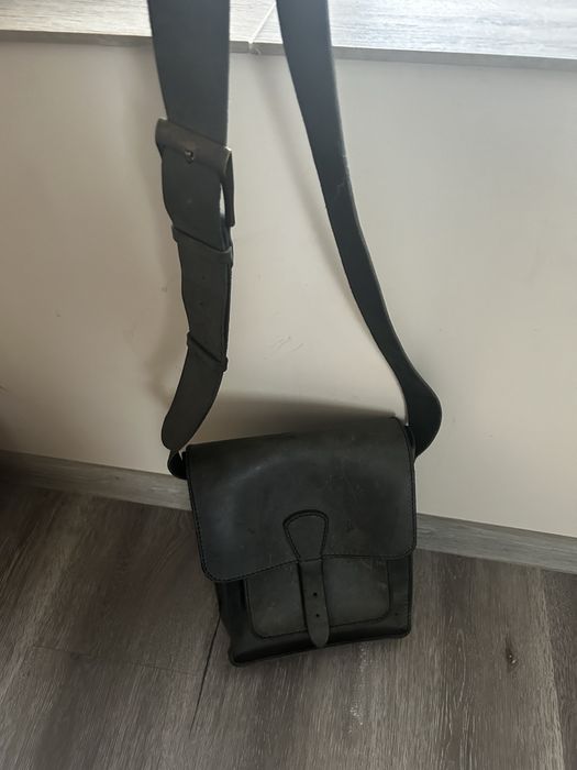 Мъжка чанта от естествена кожа.