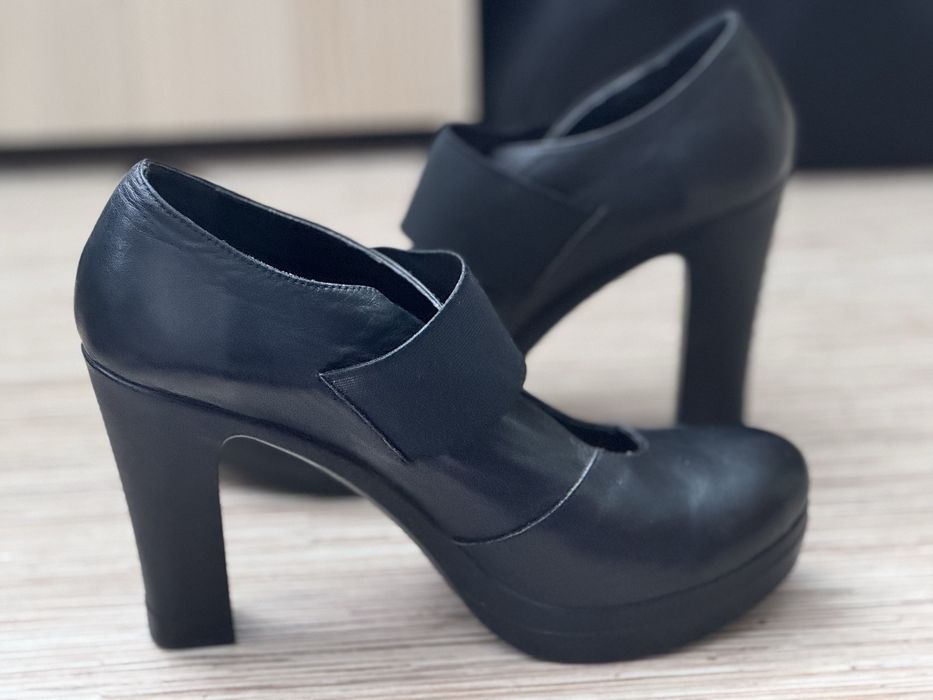 Туфли жеснкие кожа