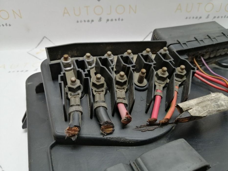 Panou sigurante borna plus SKODA FABIA Saloon 6Y3 1999 - 2007 1.4 1.4 AME, AQW, ATZ 6Q0937550C,  6Y1955744A