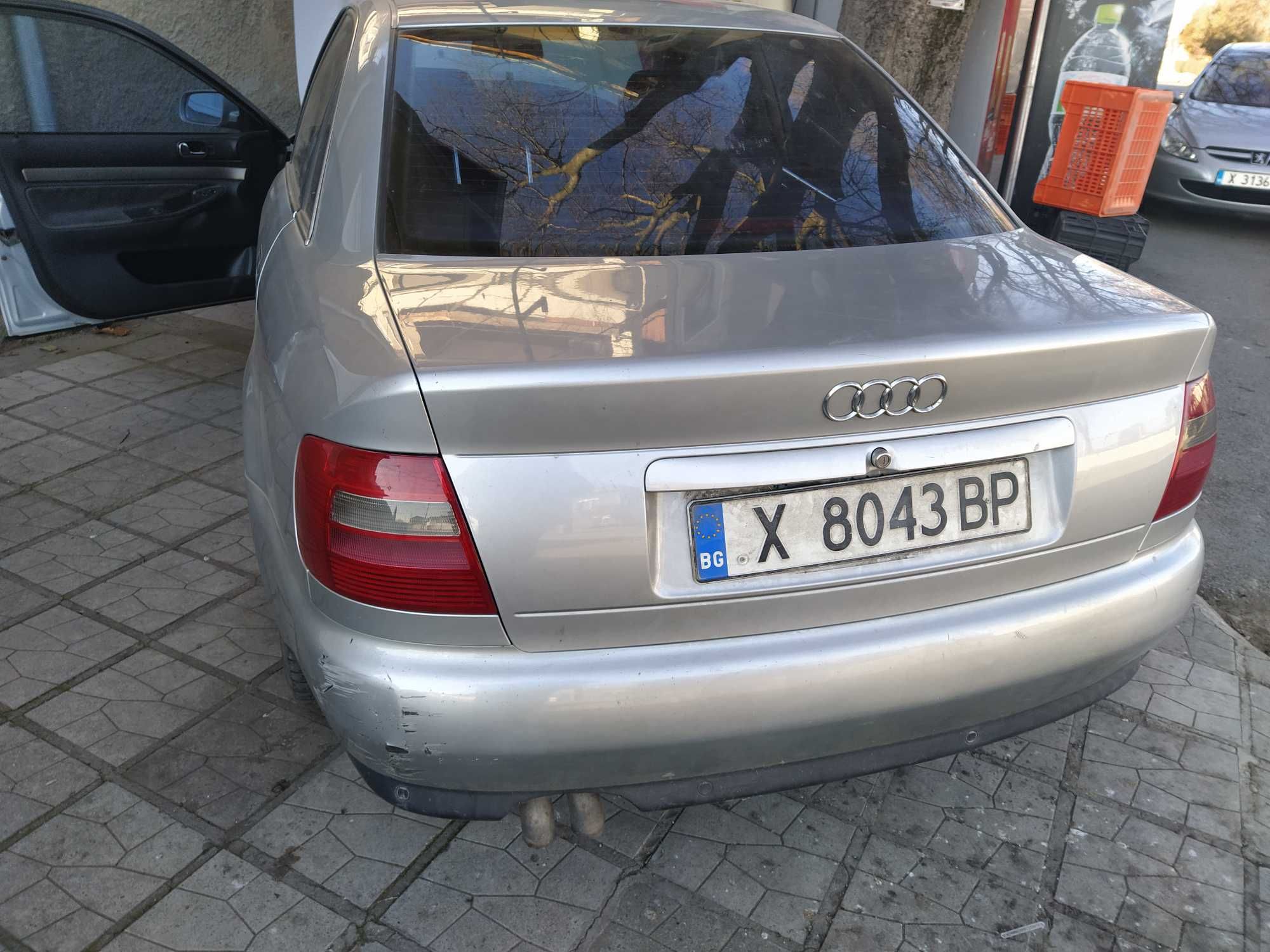 2 броя Ауди а4 2.5tdi 6скорости audi a4