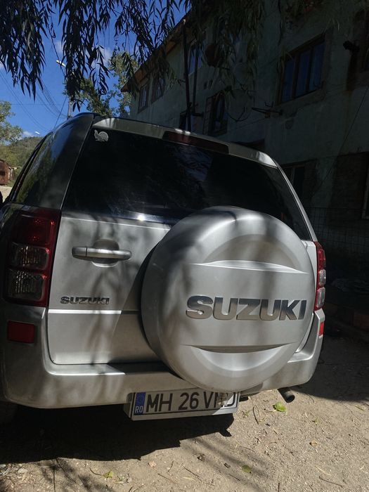 de vanzare suzuki granvitara 4x4 la buton,an 2005 pret 3500 euro