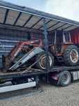 Dezmembrez tractor fiat 880