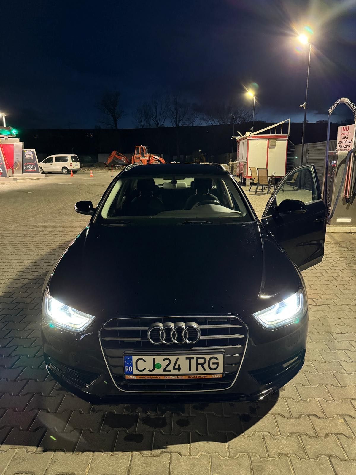 2015 Audi A4 Avant Quattro 2.0TDI 96.000km ,very clean