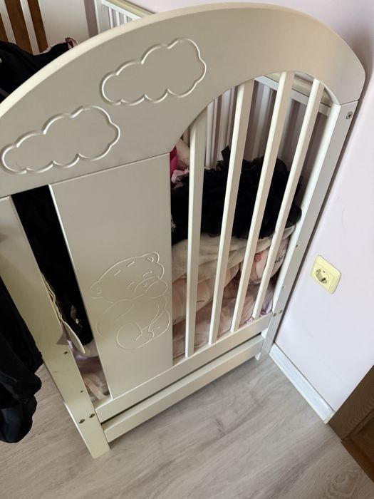 Бебешка кошара дървена