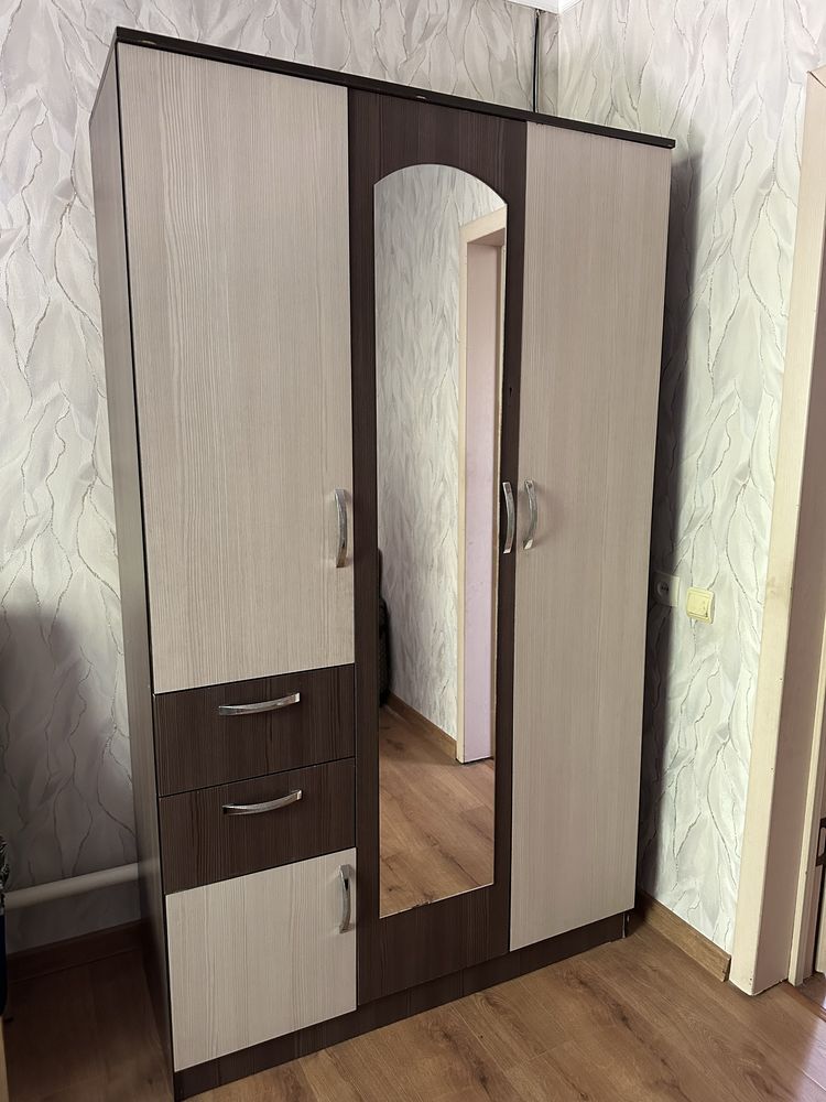 Продам шкаф,в хорошем состоянии