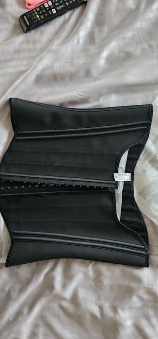 Vand corset mărimea M