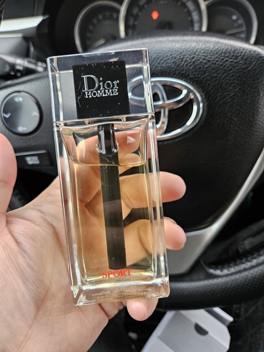 Продаю парфюм Dior Homme Sport 75ml (70ml)