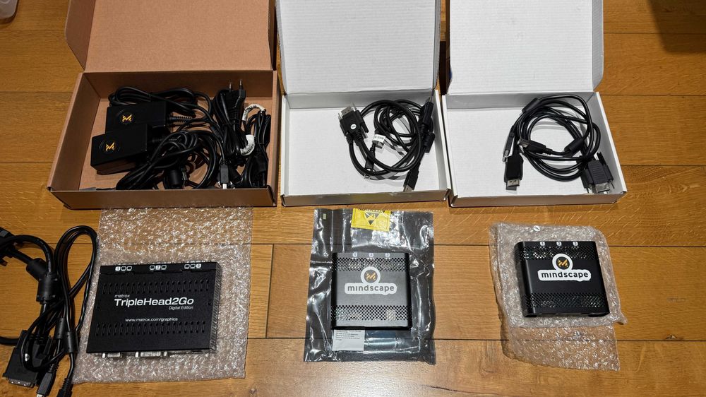 Set 3x Matrox TripleHead2Go (DP + Digital) - Soluție Multi-Monitor Pro