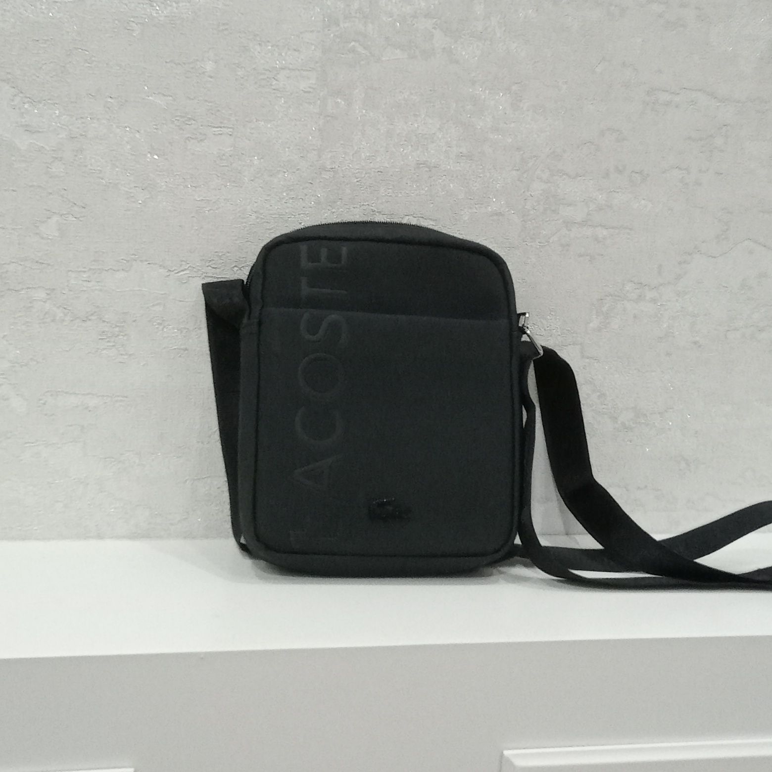 Lacoste erkaklar sumkasi