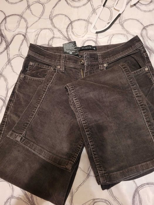 Pantaloni Casuals, catifea C&A, marimea 33/32