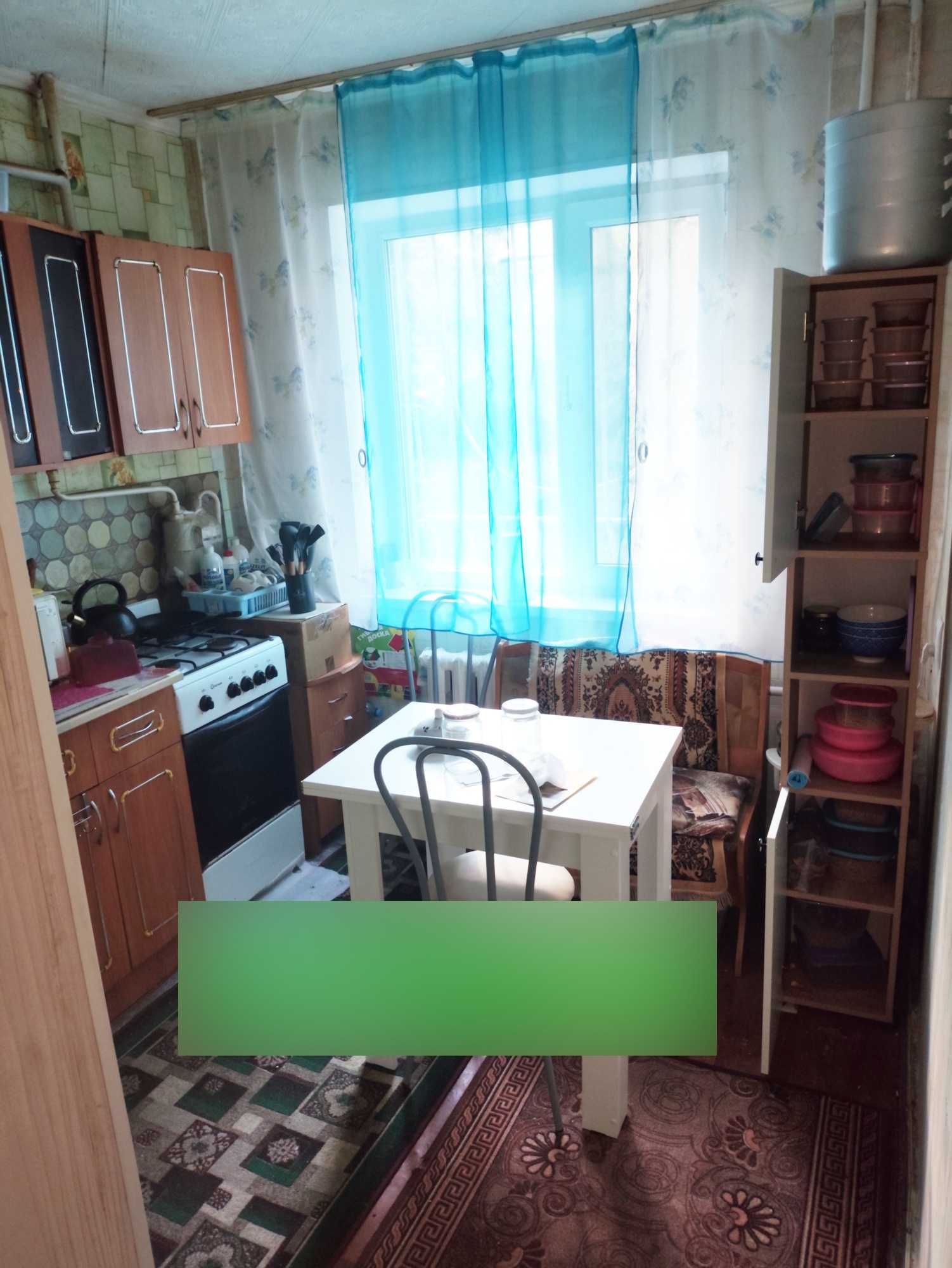 Срочно торг! Продам 2х комн квартиру 2 мкр.27 дом. Смотрите описание->