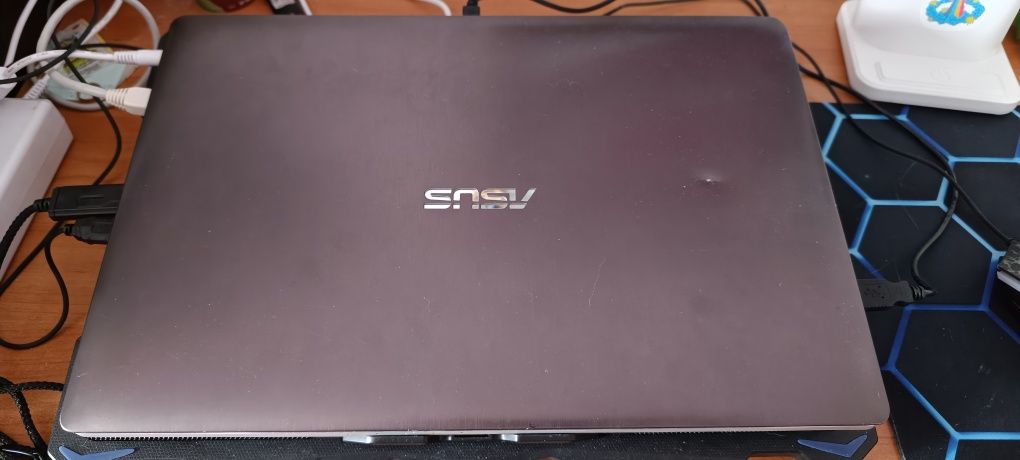 Продам ноутбук ASUS