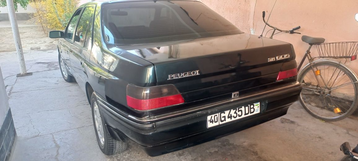 Peugeot holati yaxshi