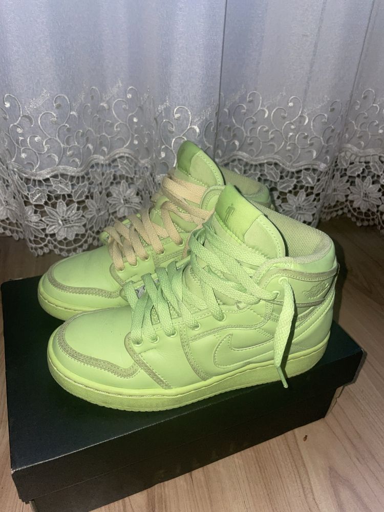 Vand jordani billie eilish