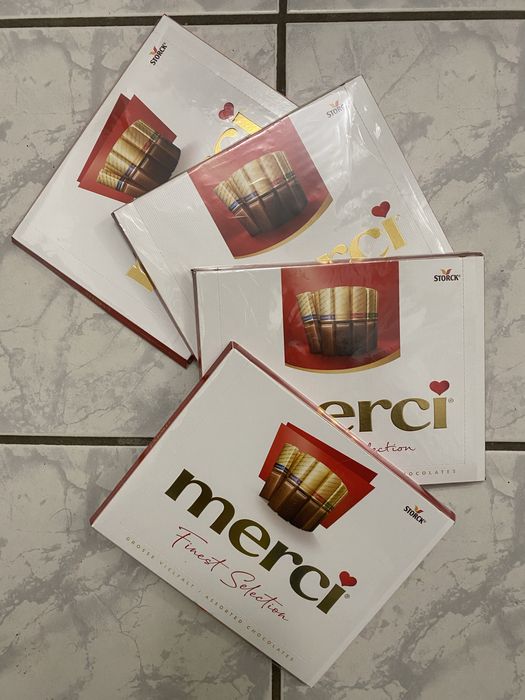 4 x cutie ciocolata Merci 250 g