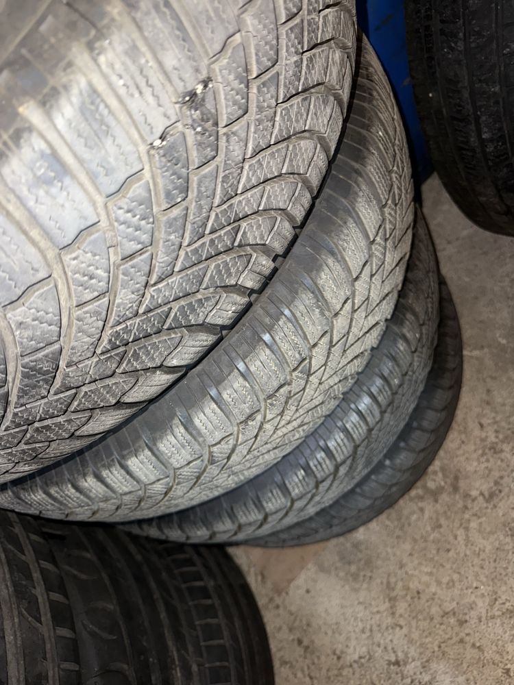 Anvelope runflat suv iarna m+s Bridgestone 215 65 r16 cauciucuri