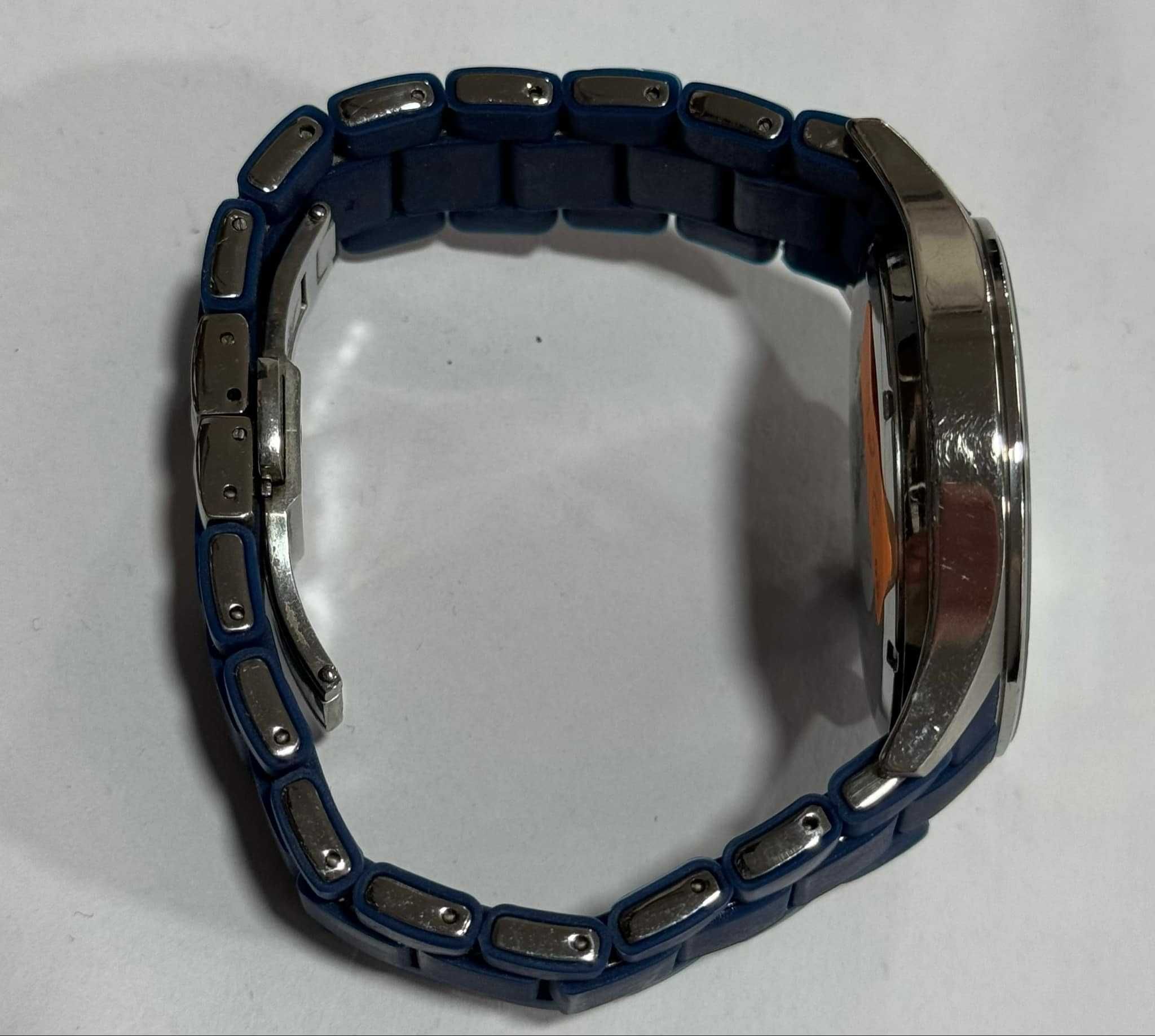 часовник Emporio Armani AR5858