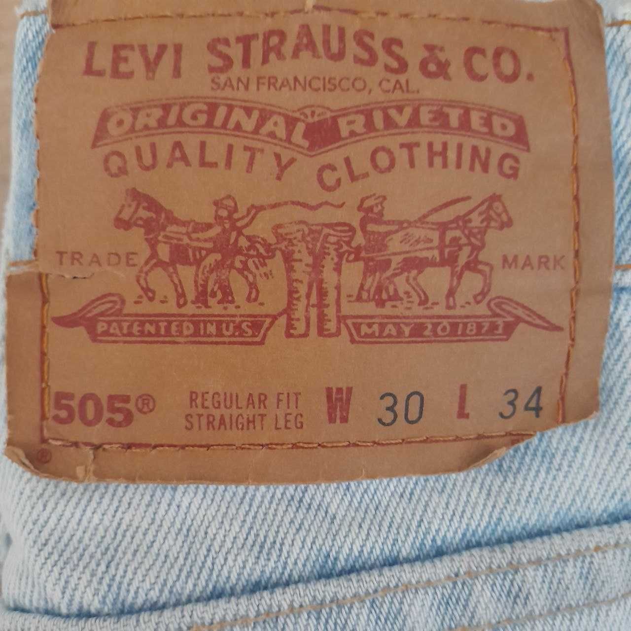 Levis 505 Straight Leg Jeans / W30 L34 / Made in USA