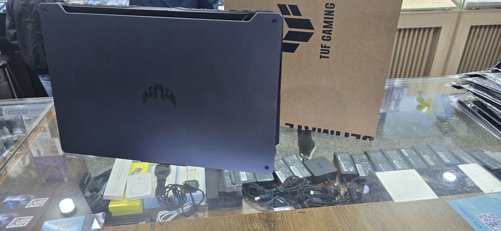 ASUS TUF Gaming A17 (FA706IU)