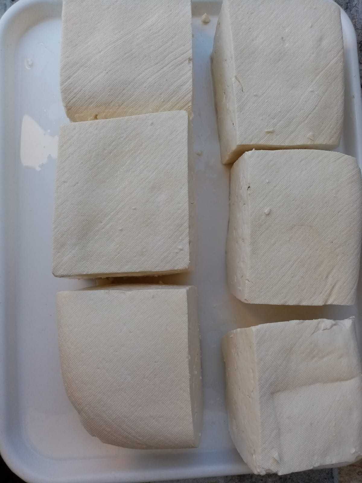 Brânză de vacă de vânzare