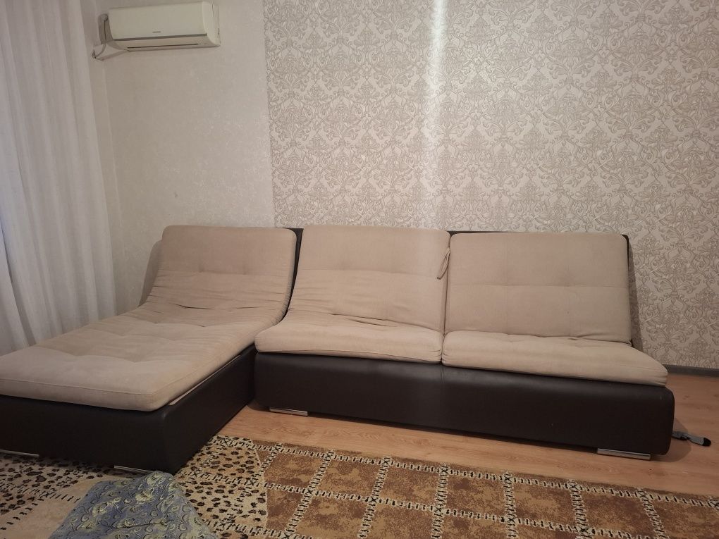Диван в гостинную