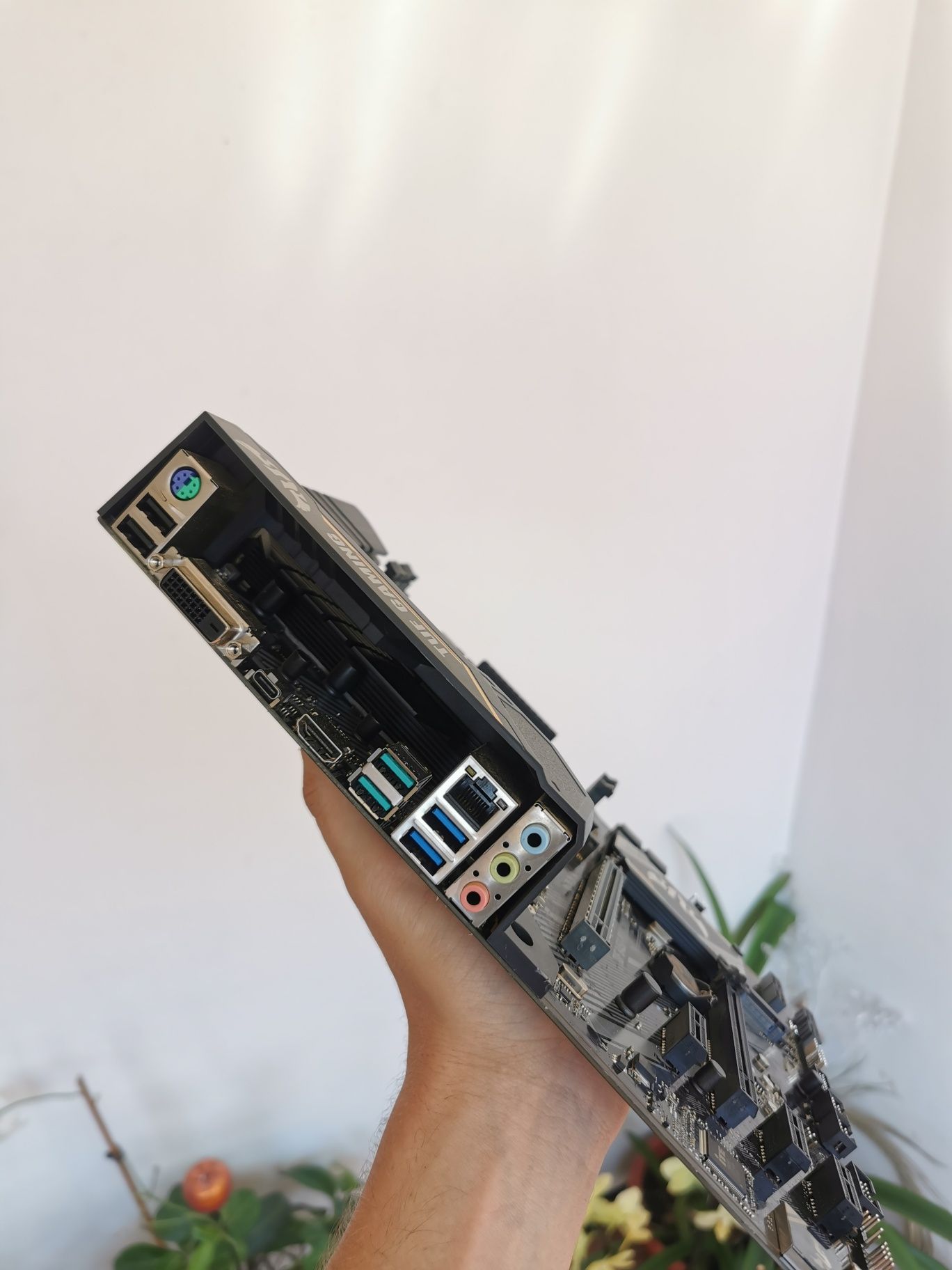 Placa de bază Asus TUF B450-Pro Defectă