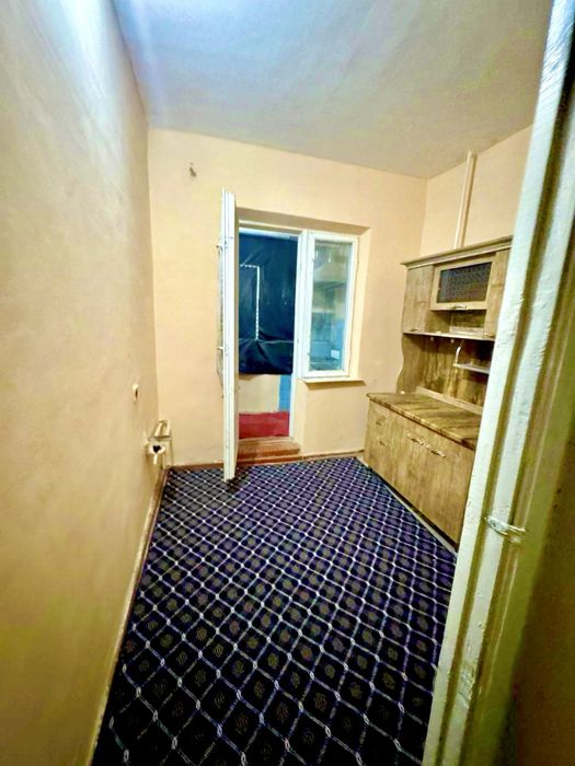 Сдаётся 2-комнатная квартира в центре Карши (3-й микрорайон)