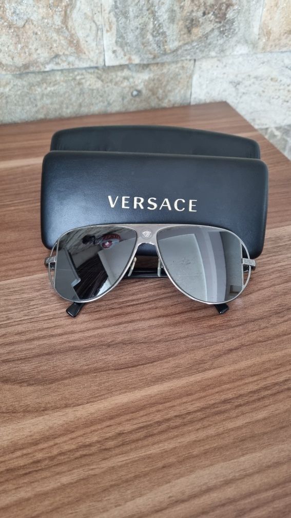 Мъжки слънчеви очила Versace