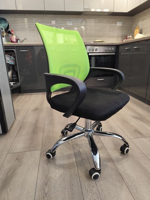 Въртящ стол 60лв